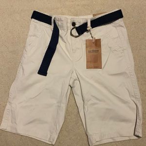Urban pipeline white mens flat front shorts